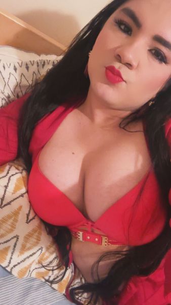 Je m'appelle Patty, 23 ans, trans, active passive, je fais des massages, des bisous sur la bouche, de la pénétration et de la fellation, n'importe quelle position, j'adore faire l'amour des bisous sur la bouche, une odeur excitante, dispo à orange 