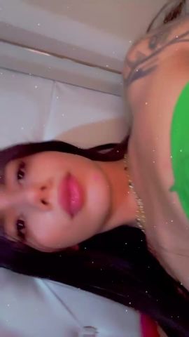 Mía rojas