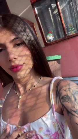 Mía rojas
