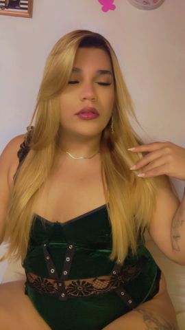 Golden Mistress Victoria