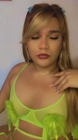Golden Mistress Victoria