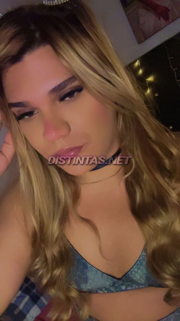 Golden Mistress Victoria