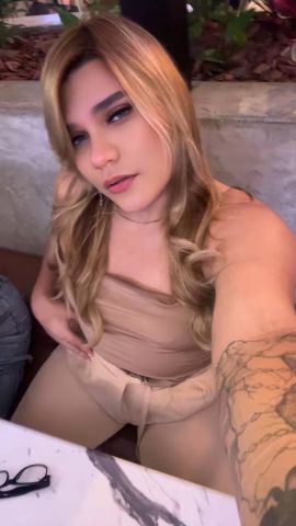 Golden Mistress Victoria