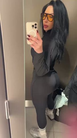 Karina Mendoza 