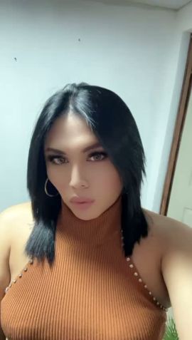 Sharom lainez
