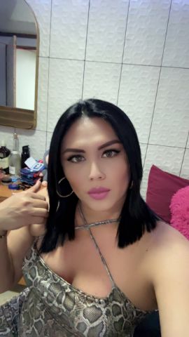 Sharom lainez