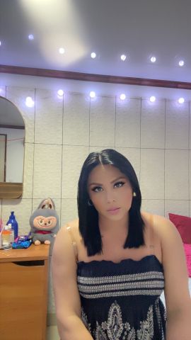 Sharom lainez