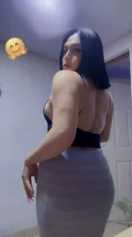 Sharom lainez