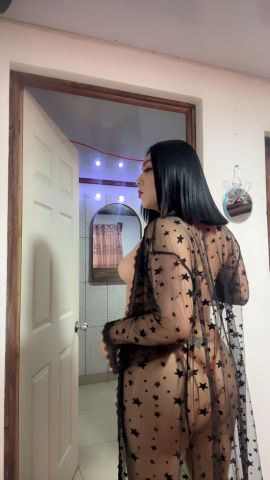 Sharom lainez