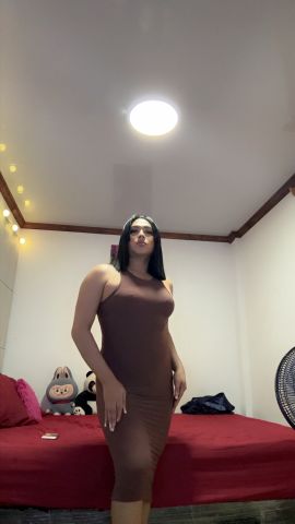 Sharom lainez