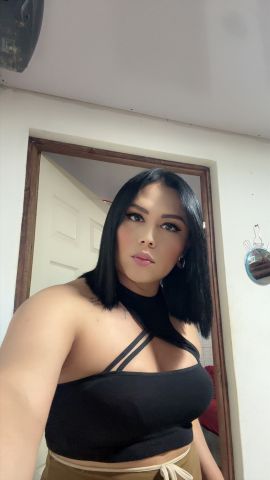Sharom lainez