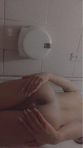 Aurora Reyes 