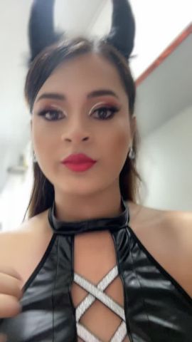 Aurora Reyes 