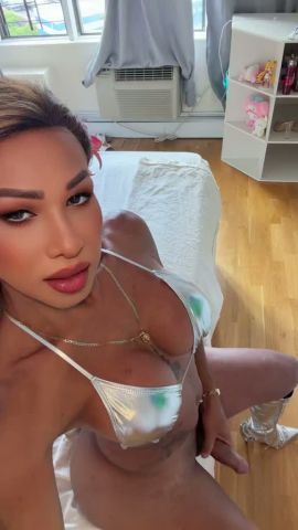 Shirley Dior