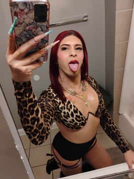 Katty Lezama 