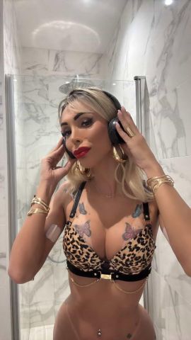 Vivian Canoas