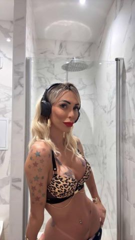 Vivian Canoas
