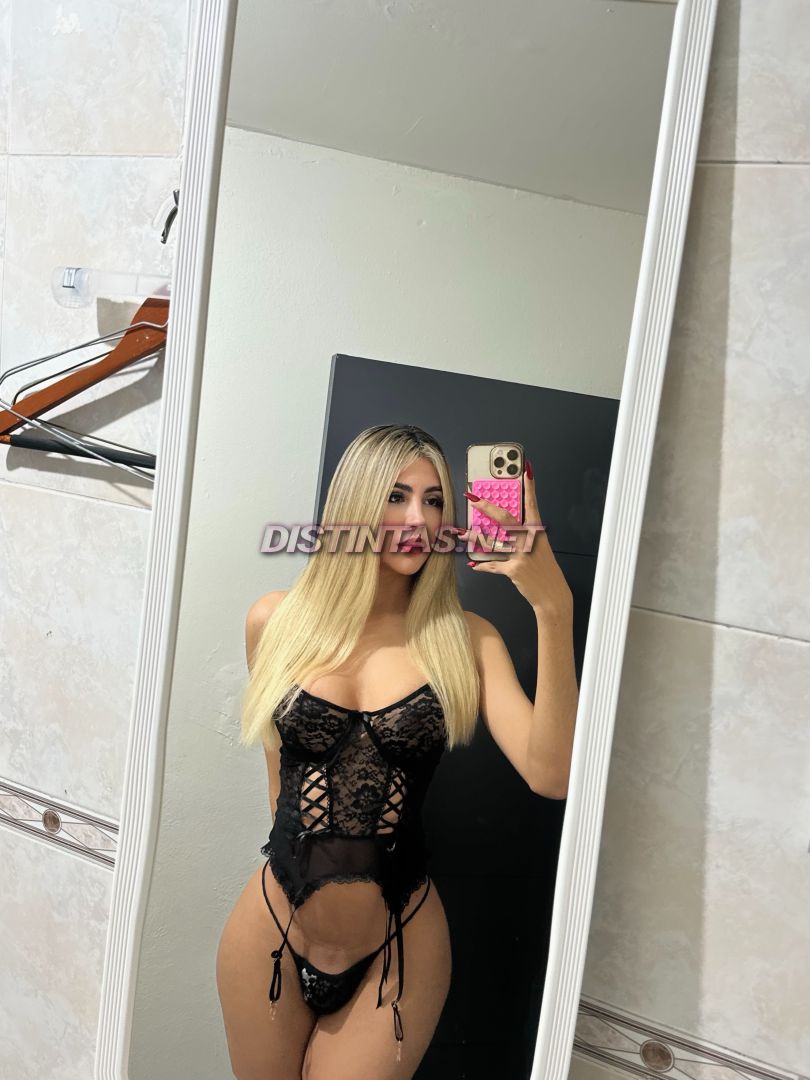 Camila Llanes 