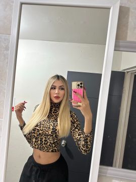 Camila Llanes 