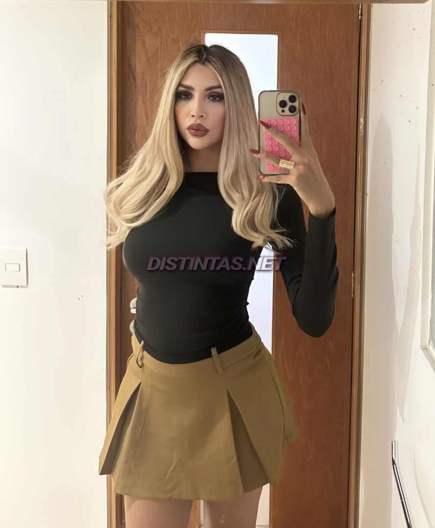 Camila Llanes 