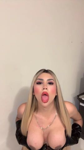 Camila Llanes 