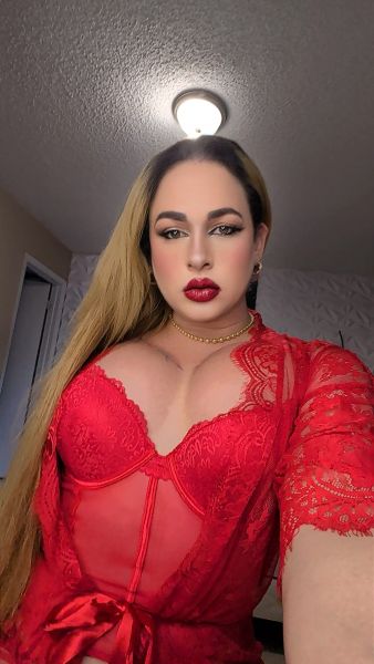 Chica trans latina nueva en la ciudad 
Cariñosa 
Delicada
Trato como novio 
Muy caliente 