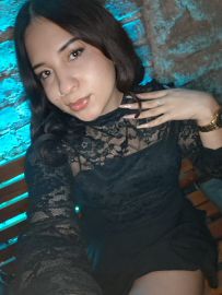 Daniela Mangandid