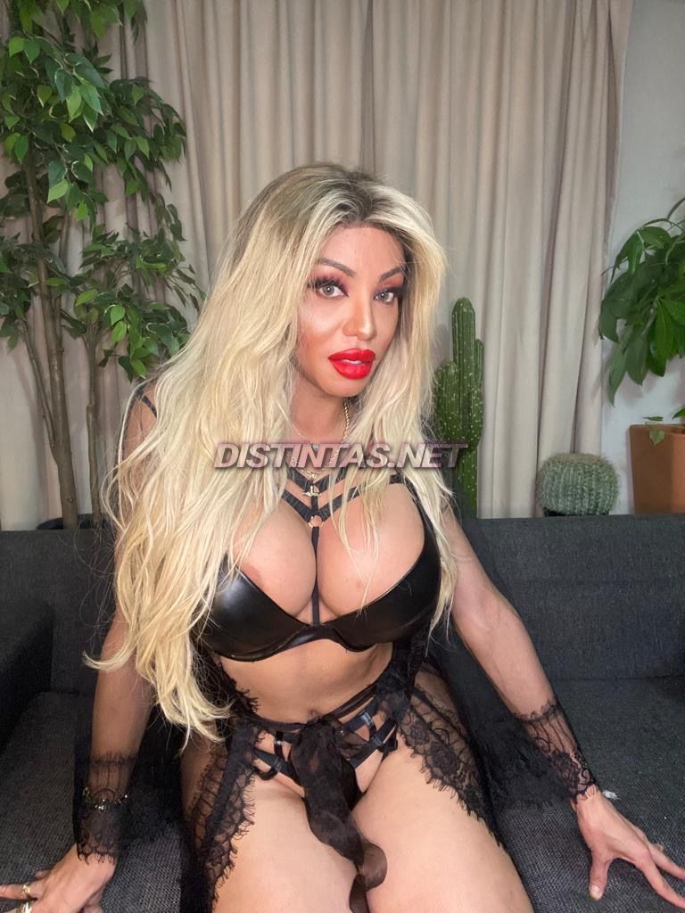 Kamyla Blonde
