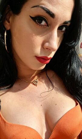 Yanira