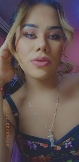 Andrea Ferrer 