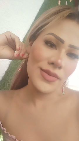 Andrea Ferrer 