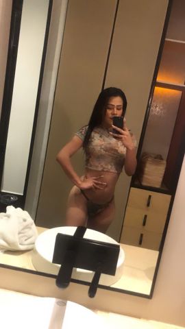 Andrea Ferrer 
