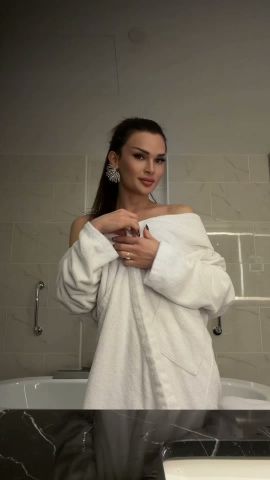 Alina 