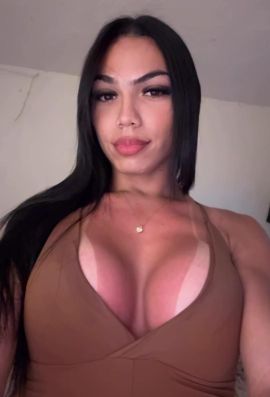 Beatriz trans