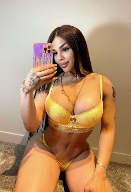 Dayanita Mendoza