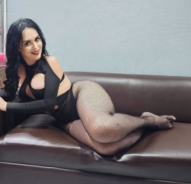Anika Victoria 