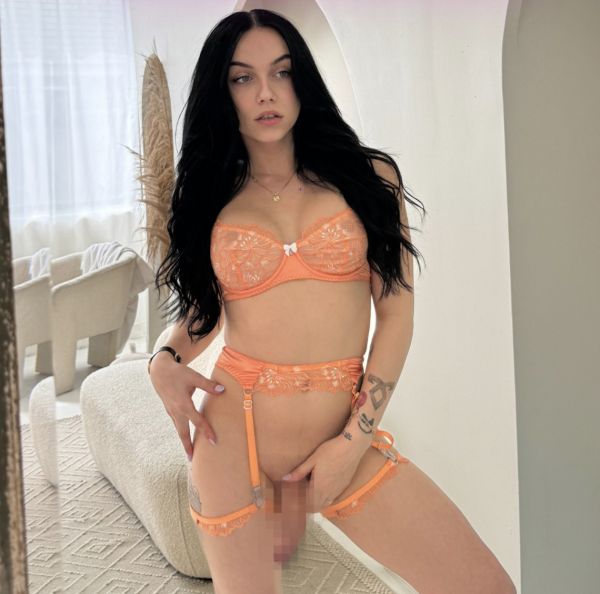 Escorts Trans BARELY LEGAL  in Miami