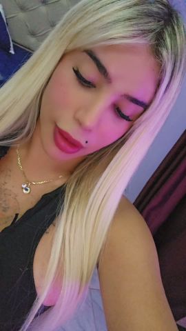 YULIANA XXX