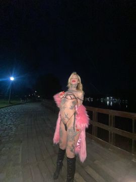 Bruna B