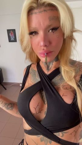Bruna B