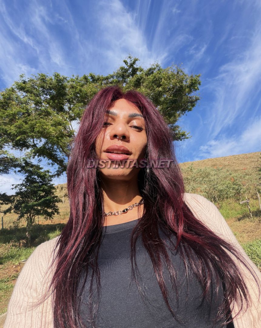 Nicole Collins