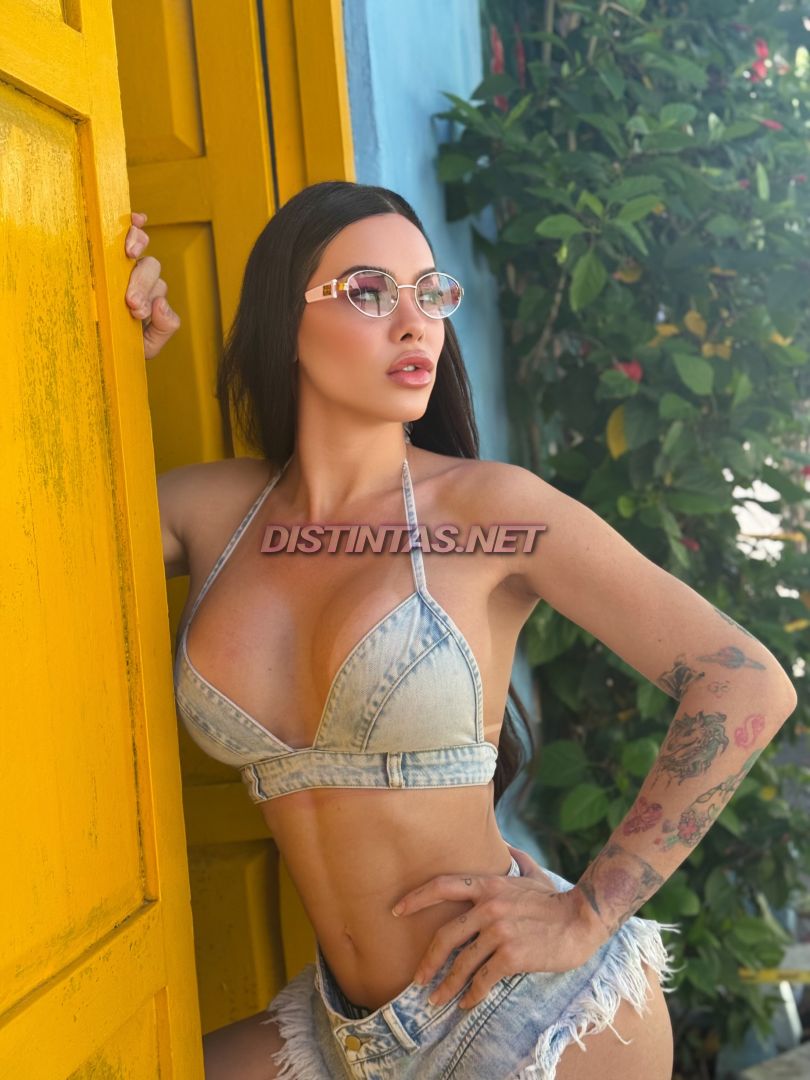 Gia Itzel+