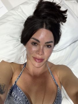 Gia Itzel+