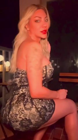 Amanda Lear
