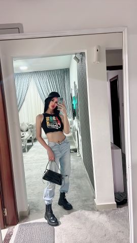 Ara Shemale