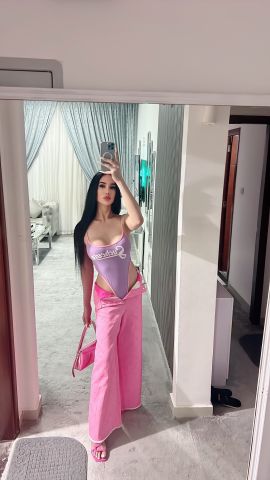Ara Shemale