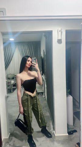 Ara Shemale