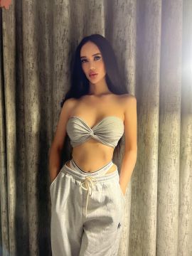 Ara Shemale