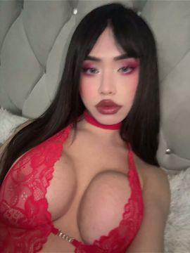 Ari Gen Luxury Doll