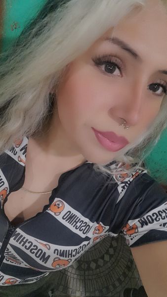 HOLA TE OFRESCO UN SERVICIO EXCELENTE DE PRIMERA CALIDAD BEBE NO TE ARREPENTIRAS DE LO QUE VERAS Y PROBARAS ESTOY AQUI PARA CUMPLIR TODAS FANTACIAS ACA 🇧🇴✨😘❤️ DELICIOSA TE ESPERO BEBE 